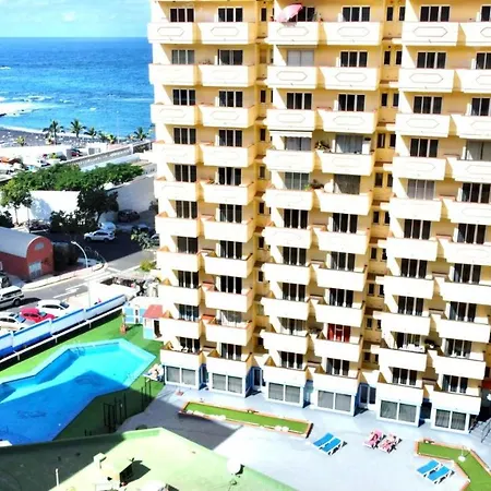 With Ocean Views In Playa Jardin, Puerto De La Cruz 拉克鲁斯