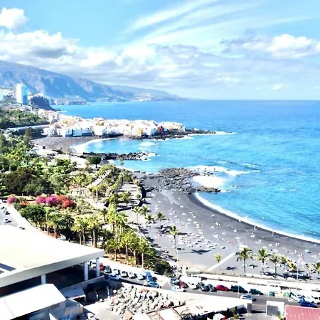 With Ocean Views In Playa Jardin, Puerto De La Cruz 公寓