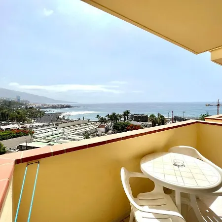 With Ocean Views In Playa Jardin, Puerto De La Cruz 公寓 *